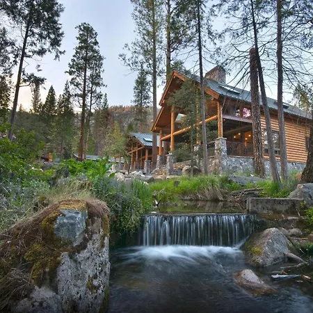 1R Rustic Retreat Vila
